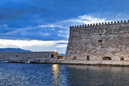 Despina'S Luxury Apt Downtown Heraklion  Exterior photo