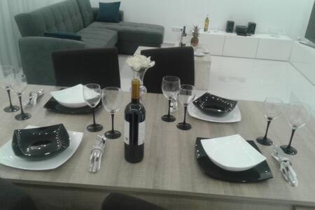 Despina'S Luxury Apt Downtown Heraklion  Exterior photo