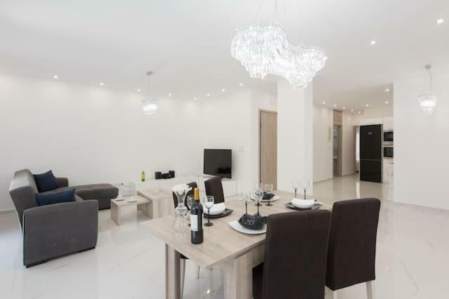 Despina'S Luxury Apt Downtown Heraklion  Exterior photo